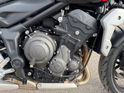 2022 Triumph Trident 660 Sapphire Black - Photo 10
