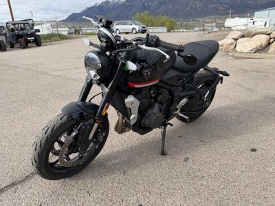2022 Triumph Trident 660 Sapphire Black - Photo 1