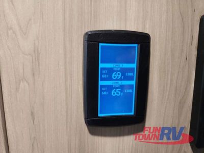 2025 Forest River RV Rockwood Ultra Lite - Photo 39