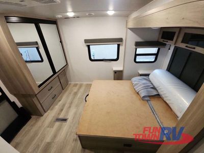 2025 Forest River RV Rockwood Ultra Lite - Photo 45