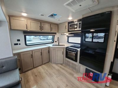 2025 Forest River RV Rockwood Ultra Lite - Photo 21