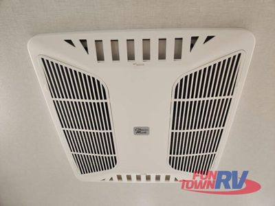 2025 Forest River RV Rockwood Ultra Lite - Photo 51