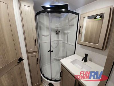 2025 Forest River RV Rockwood Ultra Lite - Photo 43