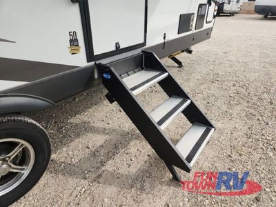 2025 Forest River RV Rockwood Ultra Lite - Photo 12