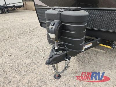 2025 Forest River RV Rockwood Ultra Lite - Photo 10