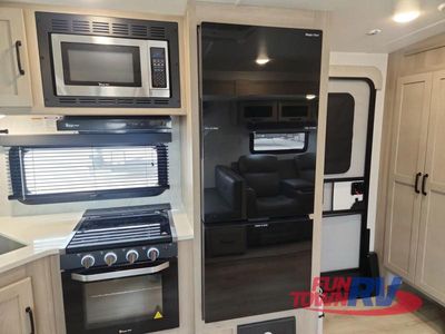 2025 Forest River RV Rockwood Ultra Lite - Photo 25