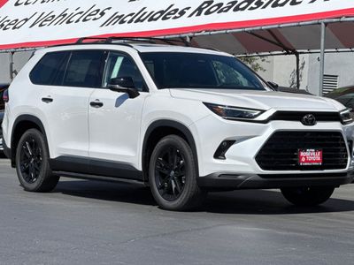 2026 Toyota Grand Highlander Hybrid - Photo 9