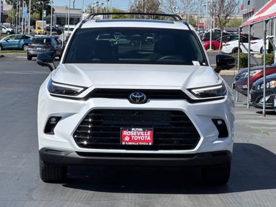 2026 Toyota Grand Highlander Hybrid - Photo 10