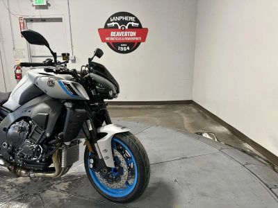 2026 Yamaha MT-10 - Photo 15
