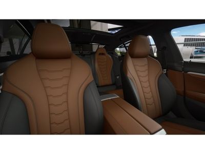 2026 BMW 8 Series — photo 11 view