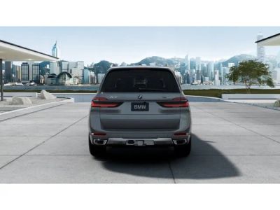 2026 BMW X7 xDrive40i — detail view
