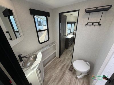2026 Venture RV SportTrek - Photo 31