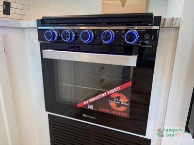 2026 Venture RV SportTrek - Photo 21