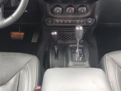 2017 Jeep Wrangler — photo 19 view