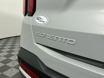 2026 Kia Sorento - Photo 8