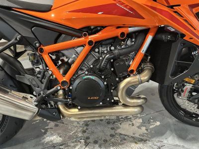 2026 KTM 1390 Super Duke R EVO - Photo 17