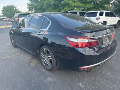 2016 Honda Accord Sedan - Photo 6