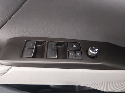2024 Toyota Camry - Photo 18