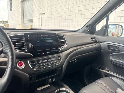 2023 Honda Passport - Photo 16