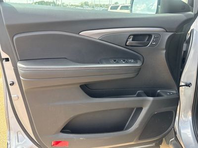 2023 Honda Passport - Photo 5