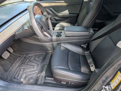 2022 Tesla Model 3 - Photo 11