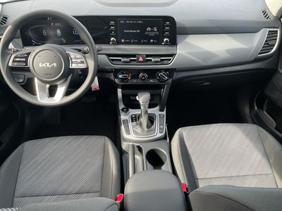 2026 Kia Seltos - Photo 12
