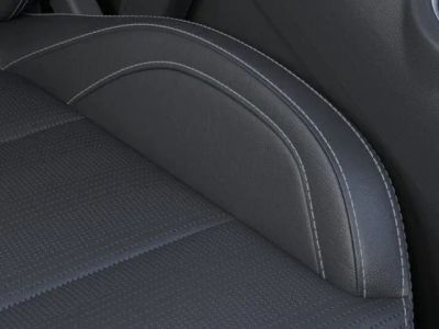 2026 Ford Mustang - Photo 16