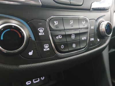 2024 Chevrolet Equinox — photo 17 view