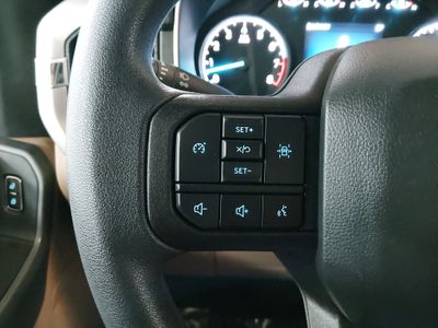 2023 Ford F-150 — photo 12 view