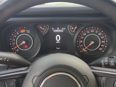 2026 Jeep Wrangler — photo 26 view