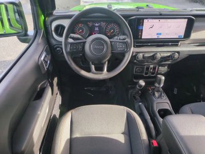 2026 Jeep Wrangler — photo 16 view