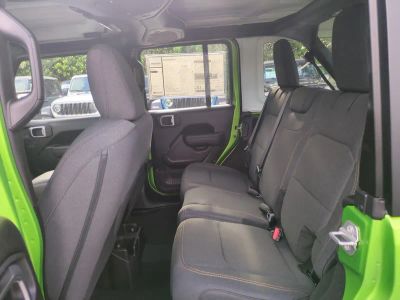 2026 Jeep Wrangler — photo 14 view