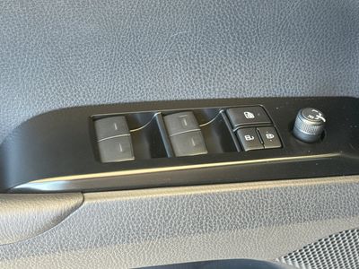 2026 Toyota Camry - Photo 13