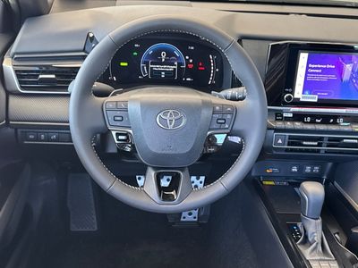 2026 Toyota Camry - Photo 15