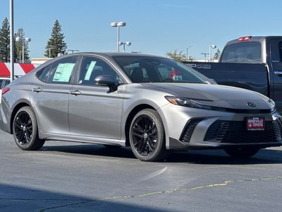 2026 Toyota Camry - Photo 9