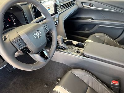 2026 Toyota Camry - Photo 11