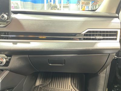 2024 Mitsubishi Outlander — photo 13 view