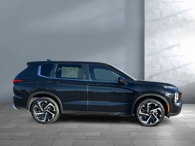 2024 Mitsubishi Outlander — photo 7 view