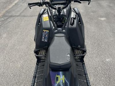 2024 Polaris Patriot Boost PRO RMK Slash 155 Gloss Black - Photo 9