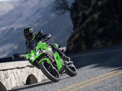 2026 Kawasaki Ninja 500 - Photo 5