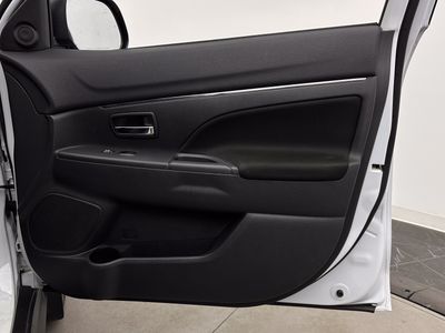 2023 Mitsubishi Outlander Sport — photo 29 view