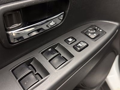 2023 Mitsubishi Outlander Sport — photo 10 view