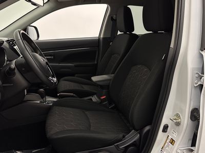 2023 Mitsubishi Outlander Sport — photo 11 view