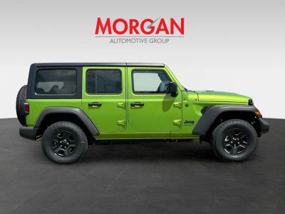 2025 Jeep Wrangler — photo 8 view