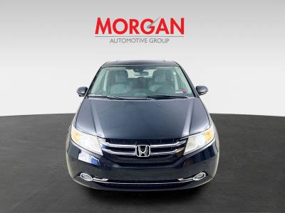 2015 Honda Odyssey — rear three-quarter view