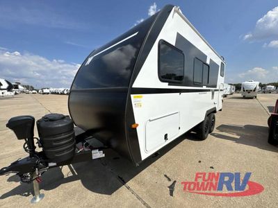 2026 Winnebago Micro Minnie - Photo 3