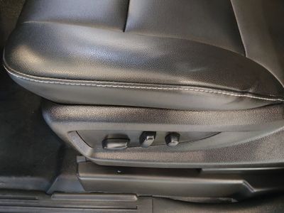 2019 Chevrolet Suburban - Photo 20