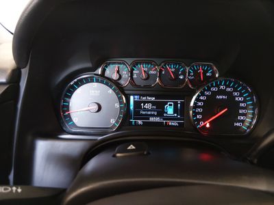 2019 Chevrolet Suburban - Photo 14