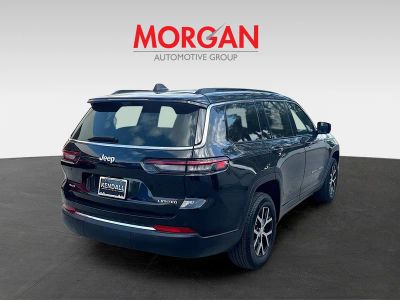 2024 Jeep Grand Cherokee L — engine compartment view