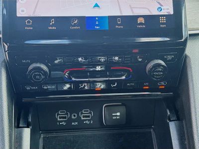 2024 Jeep Grand Cherokee L — photo 13 view